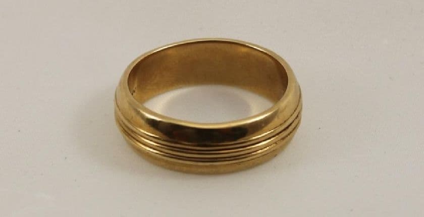 Men's wedding band