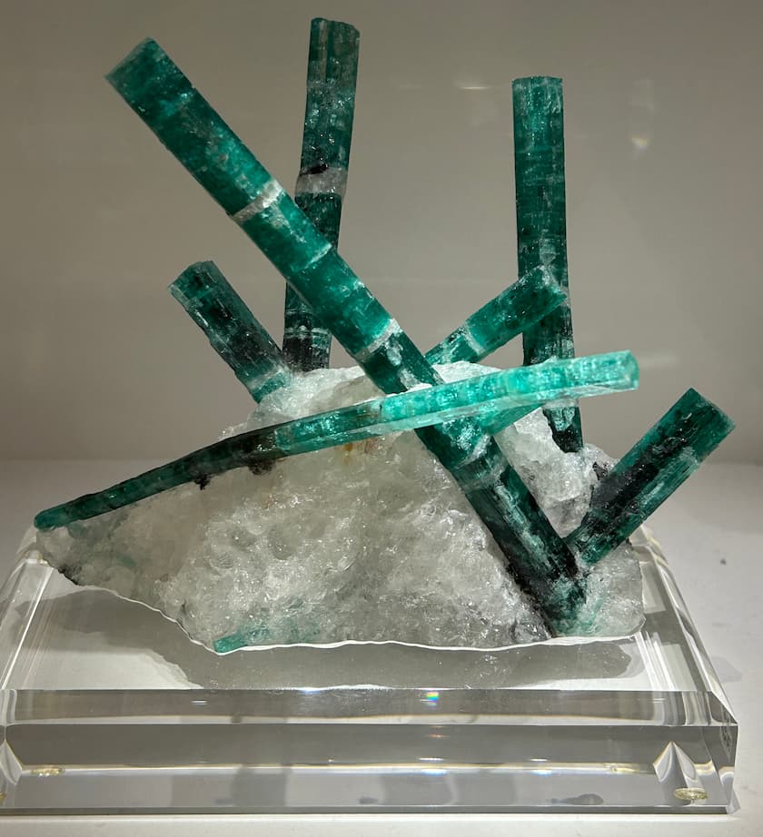 The Medusa - emerald cluster - Zambia - cyclosilicates